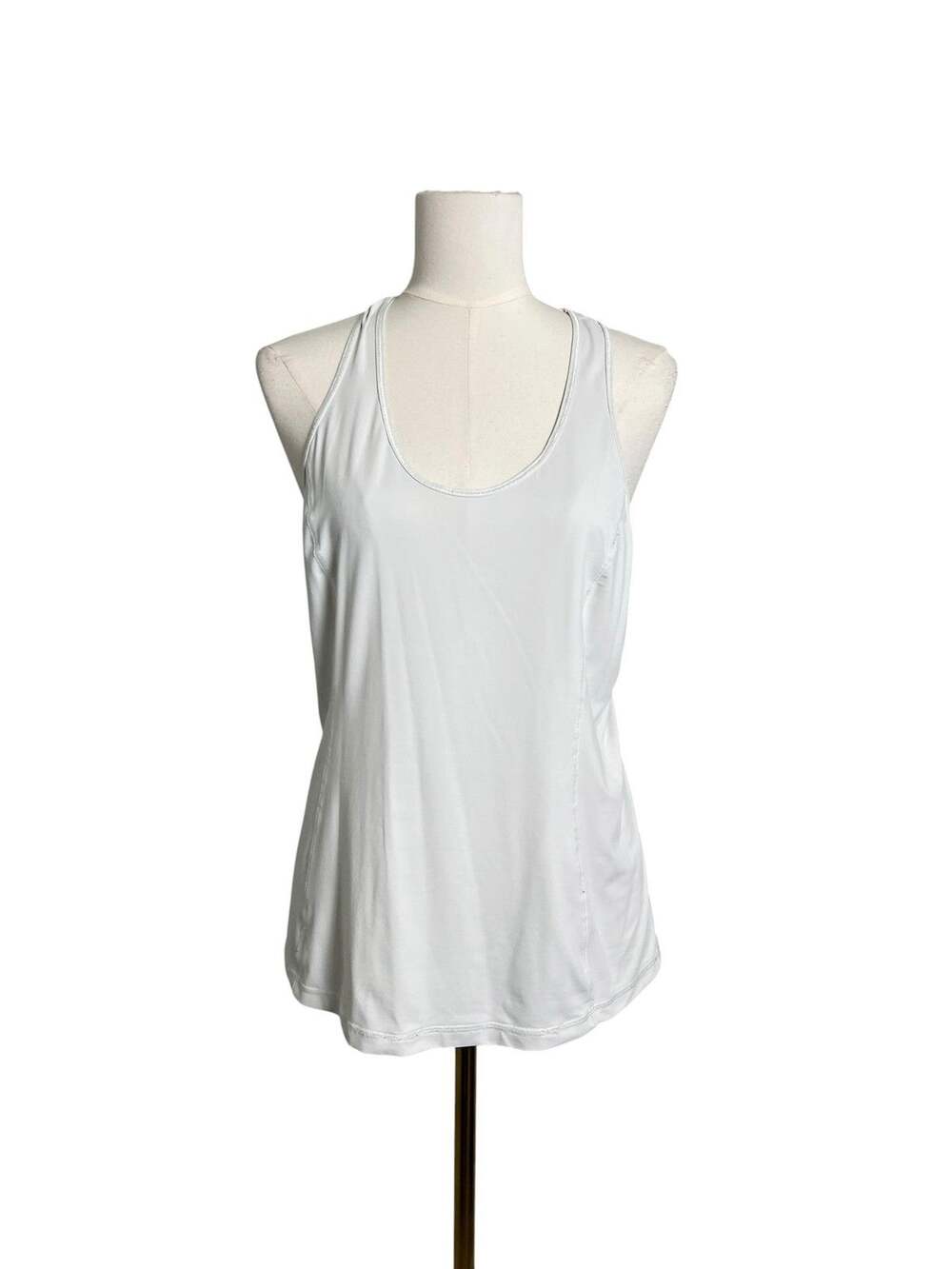 Lululemon Tank Top Womens Medium White Mesh Back Racerback Lightweight Yoga